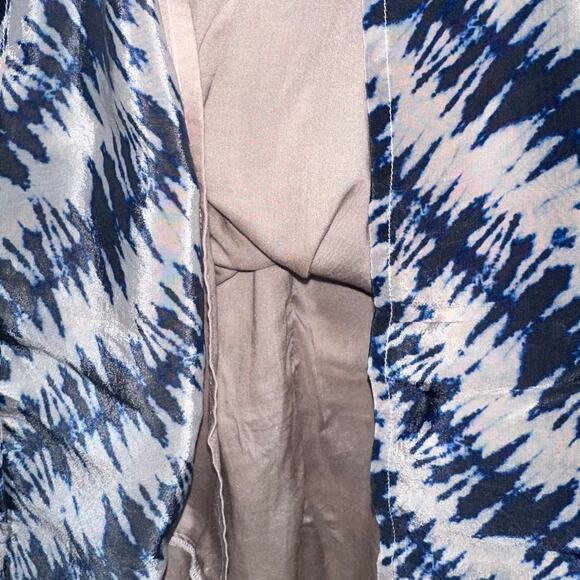 Velvet by Graham & Spencer Leah Blue Tie Dye Long Sleeve Peasant Dress Size M - Picture 7 of 15